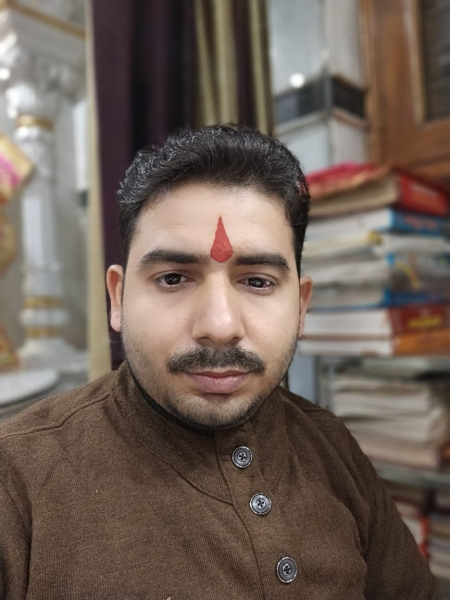 Astrologer Anshuman Shastri